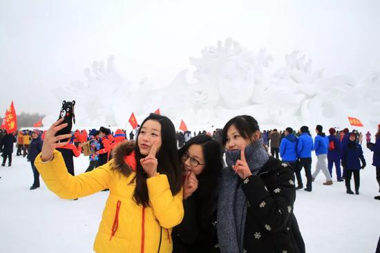 【“中国游记”第一季⑥】冰天雪地嘎嘎得劲儿！第九届亚冬会“尔滨”等你来撒欢儿~